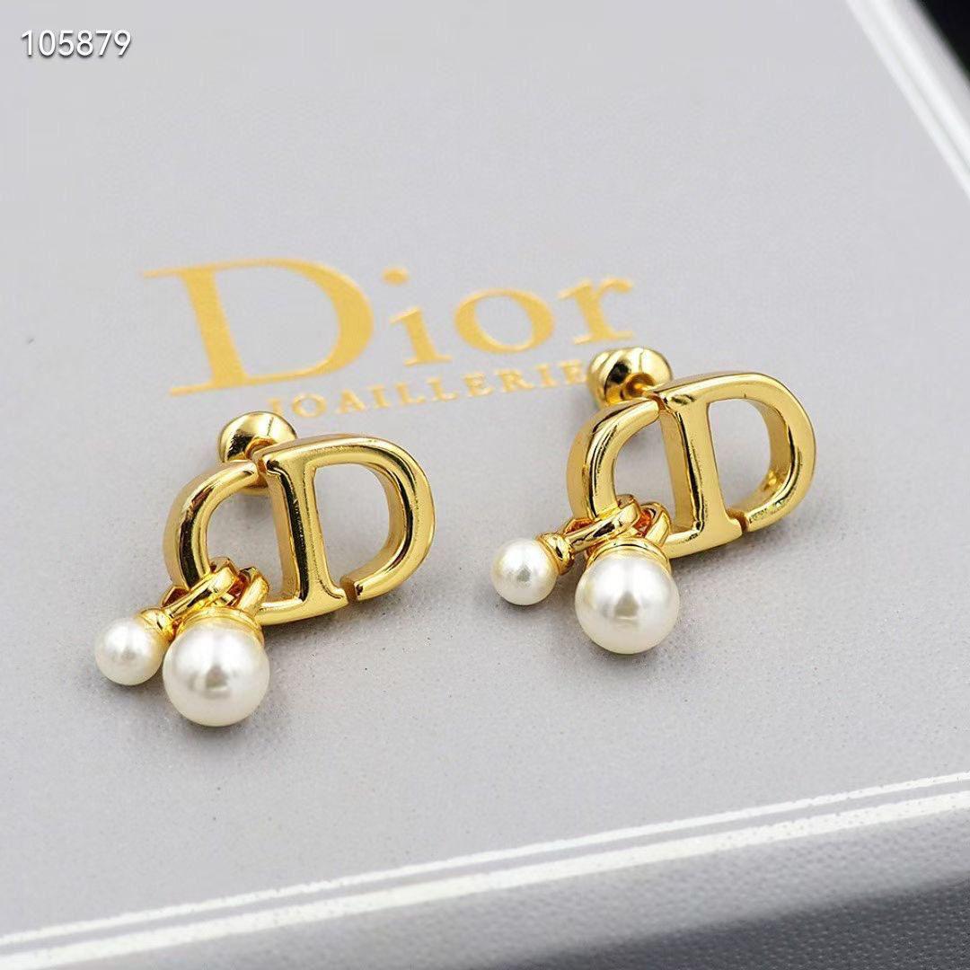 Di. Earring