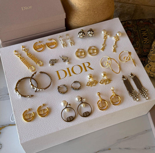 Di. Earring