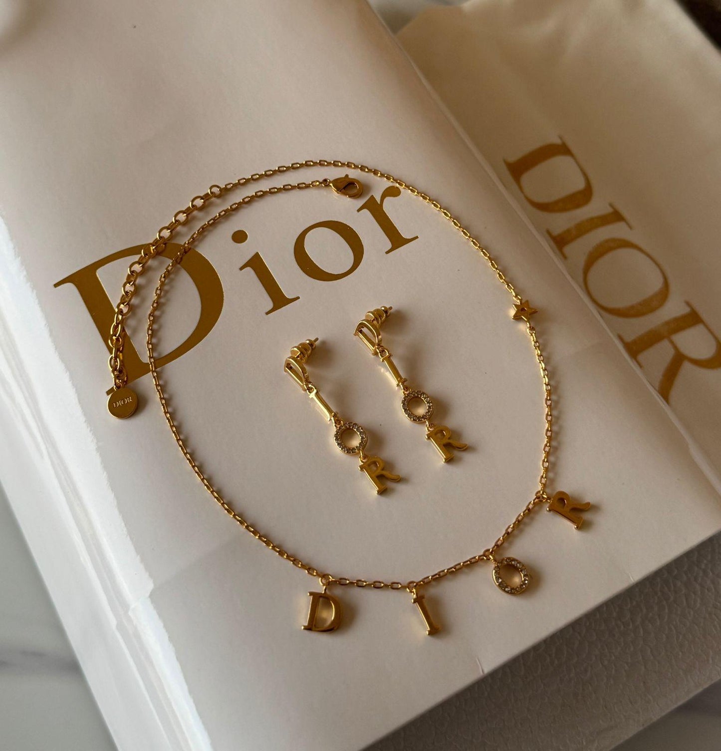 Di. 2pcs set