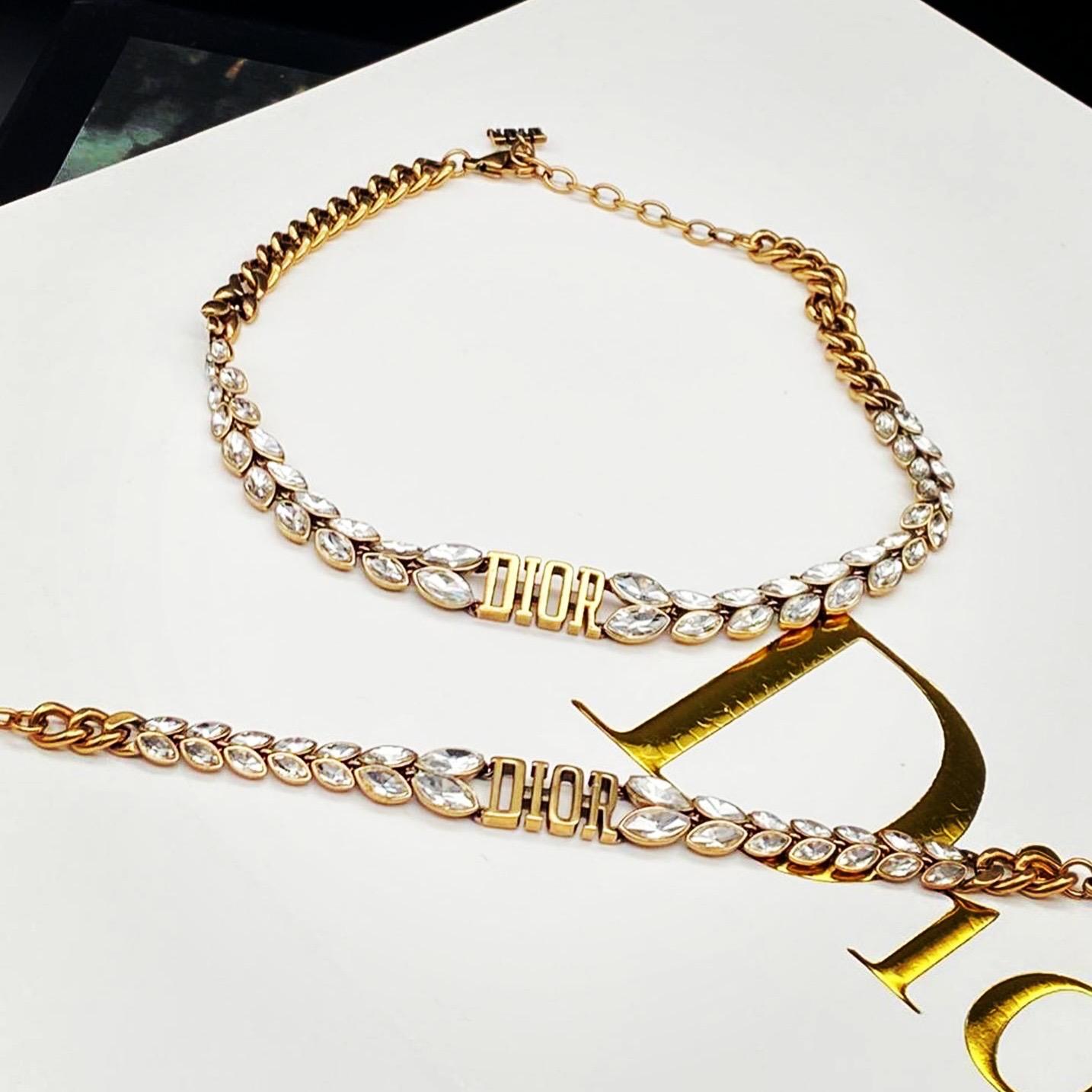 Di. 2pcs set