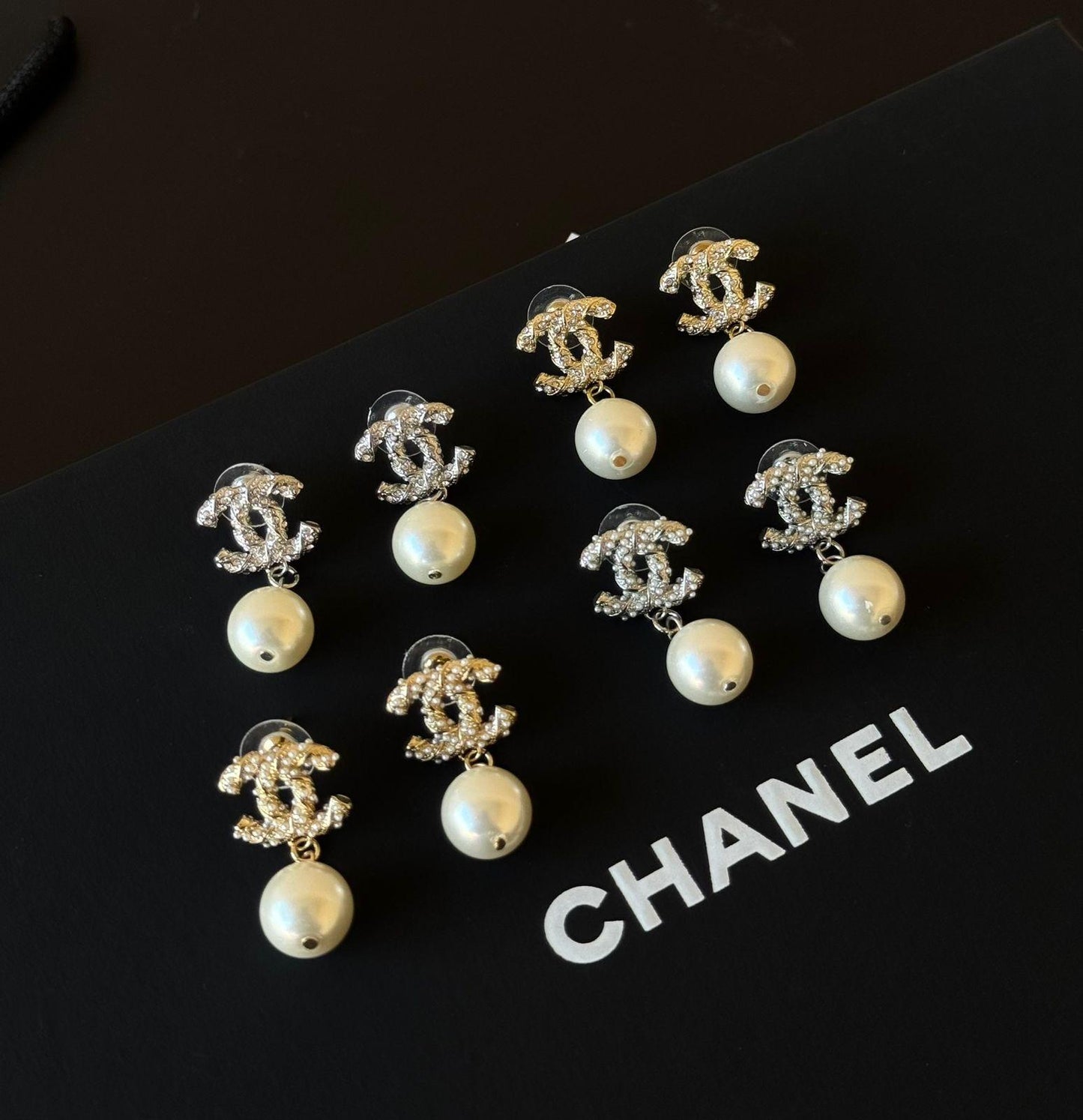 Ch. Earring