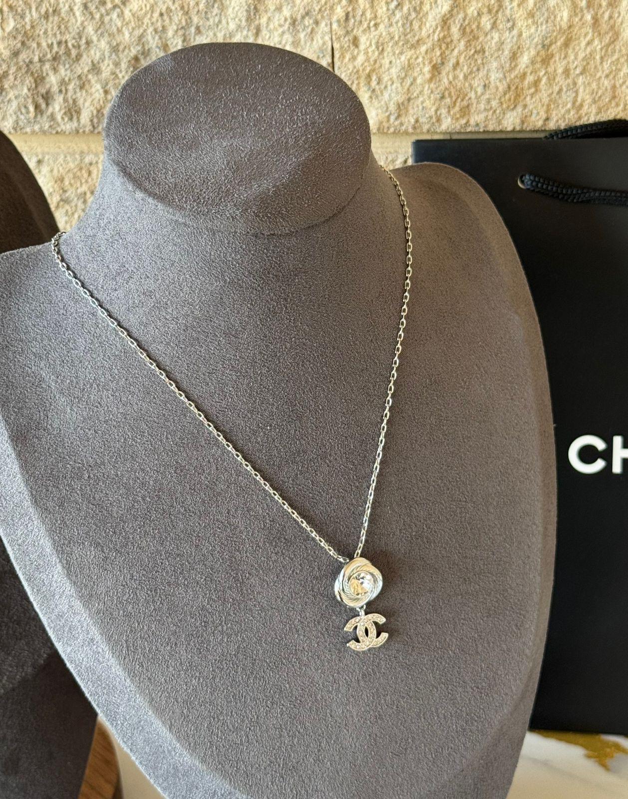 Ch. Necklace