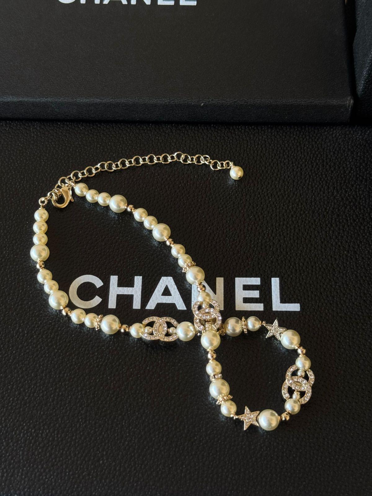Ch. Necklace