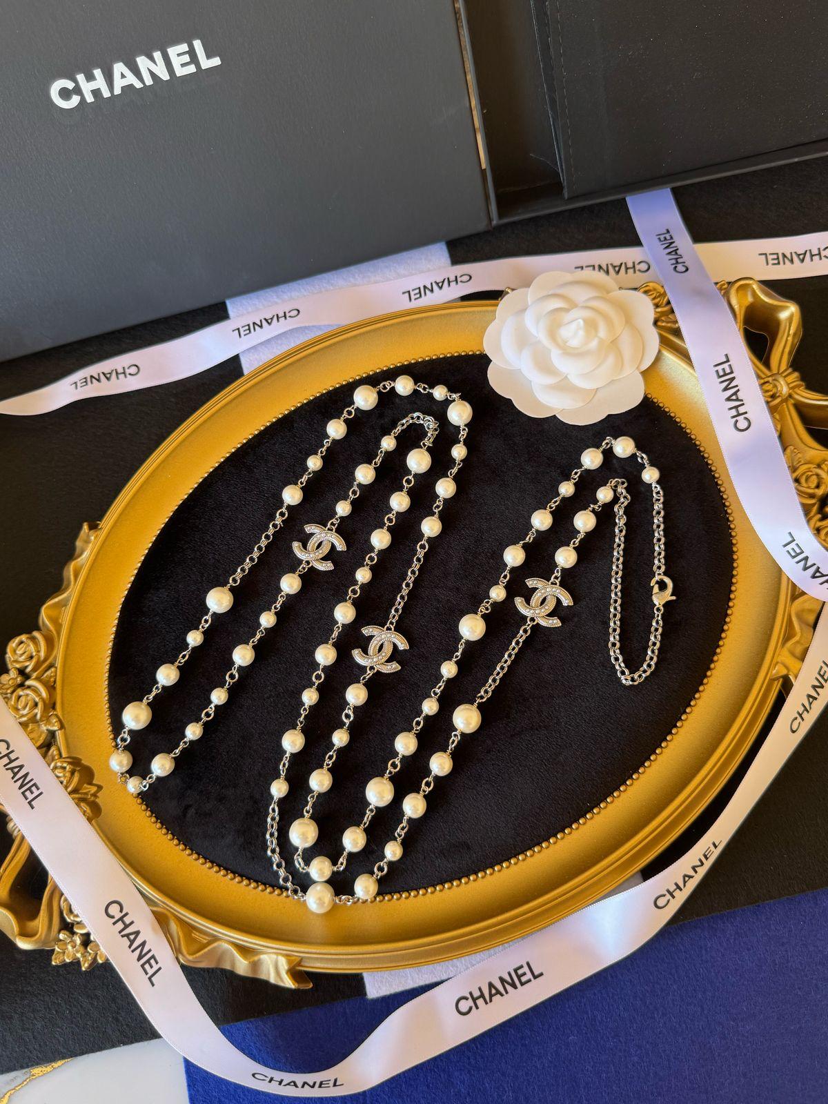 Ch. Long Necklace