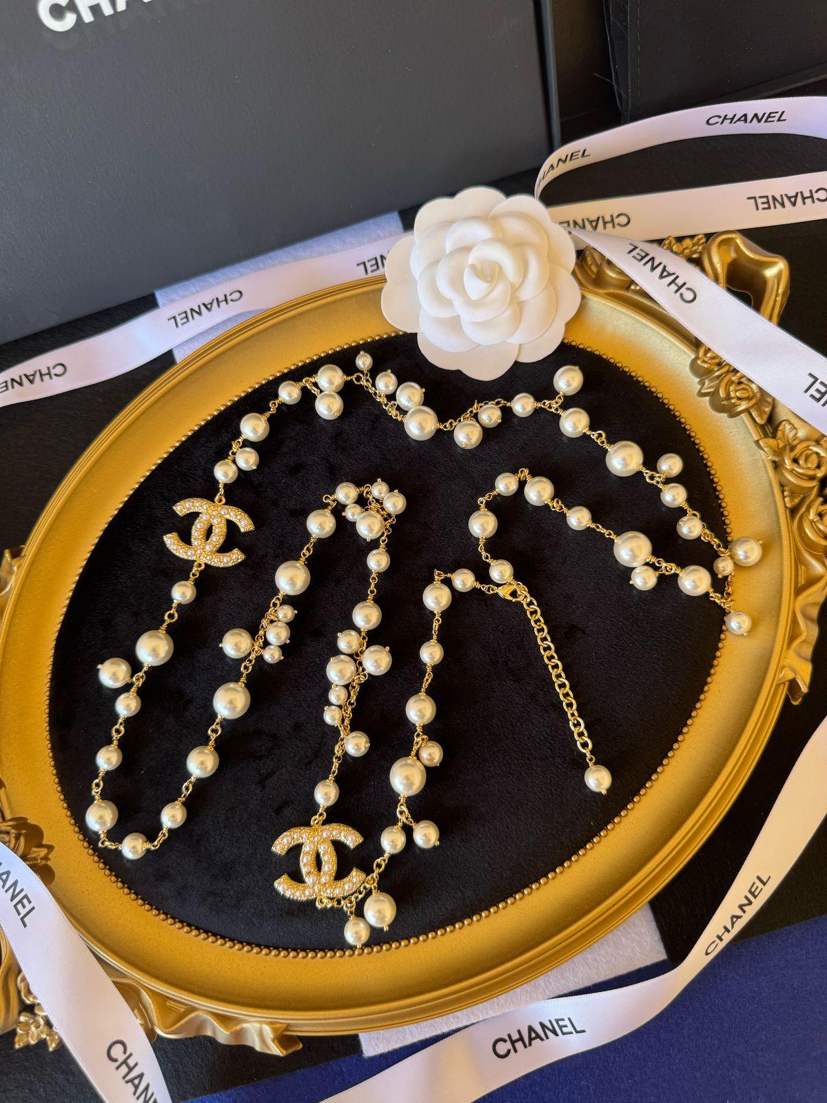Ch. Long Necklace