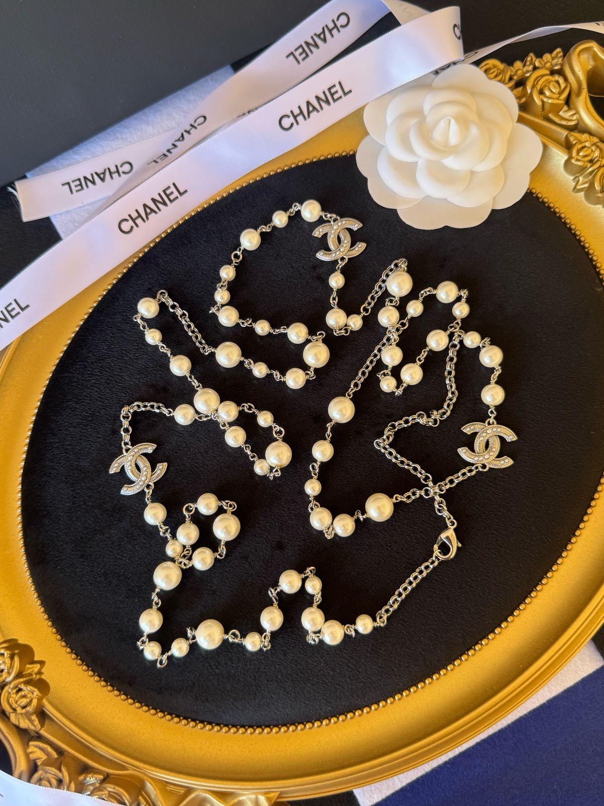 Ch. Long Necklace