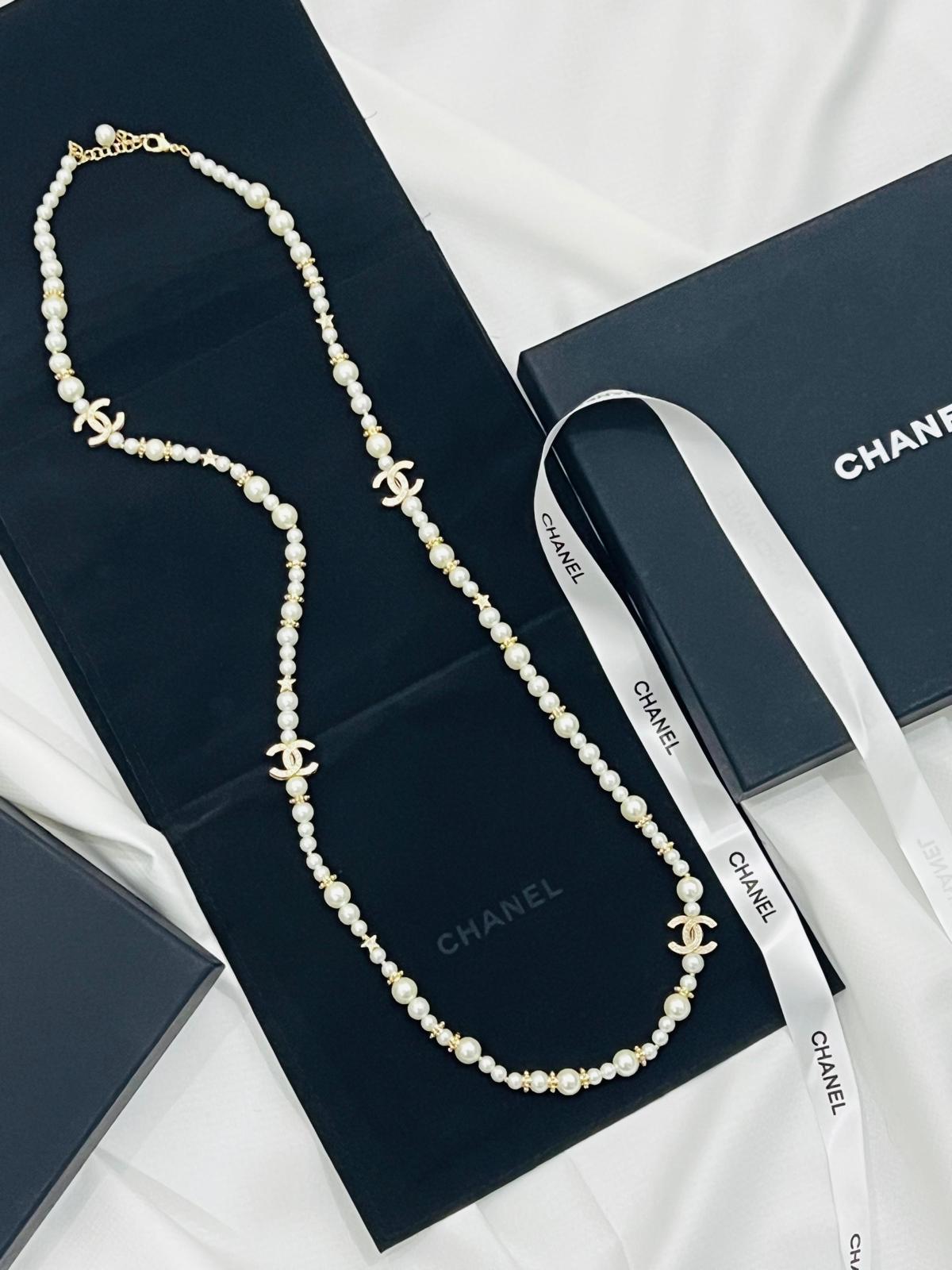 Ch. Long Necklace