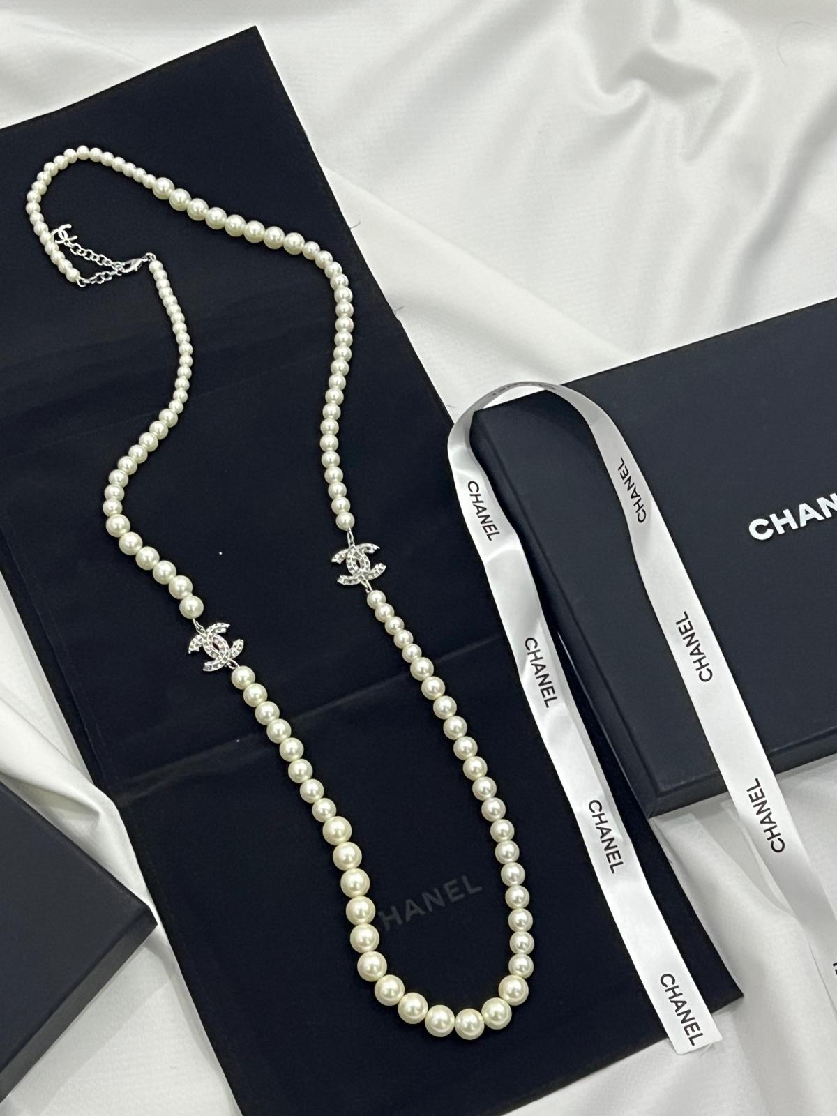 Ch. Long Necklace