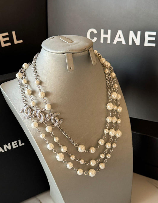 Ch. Long Necklace