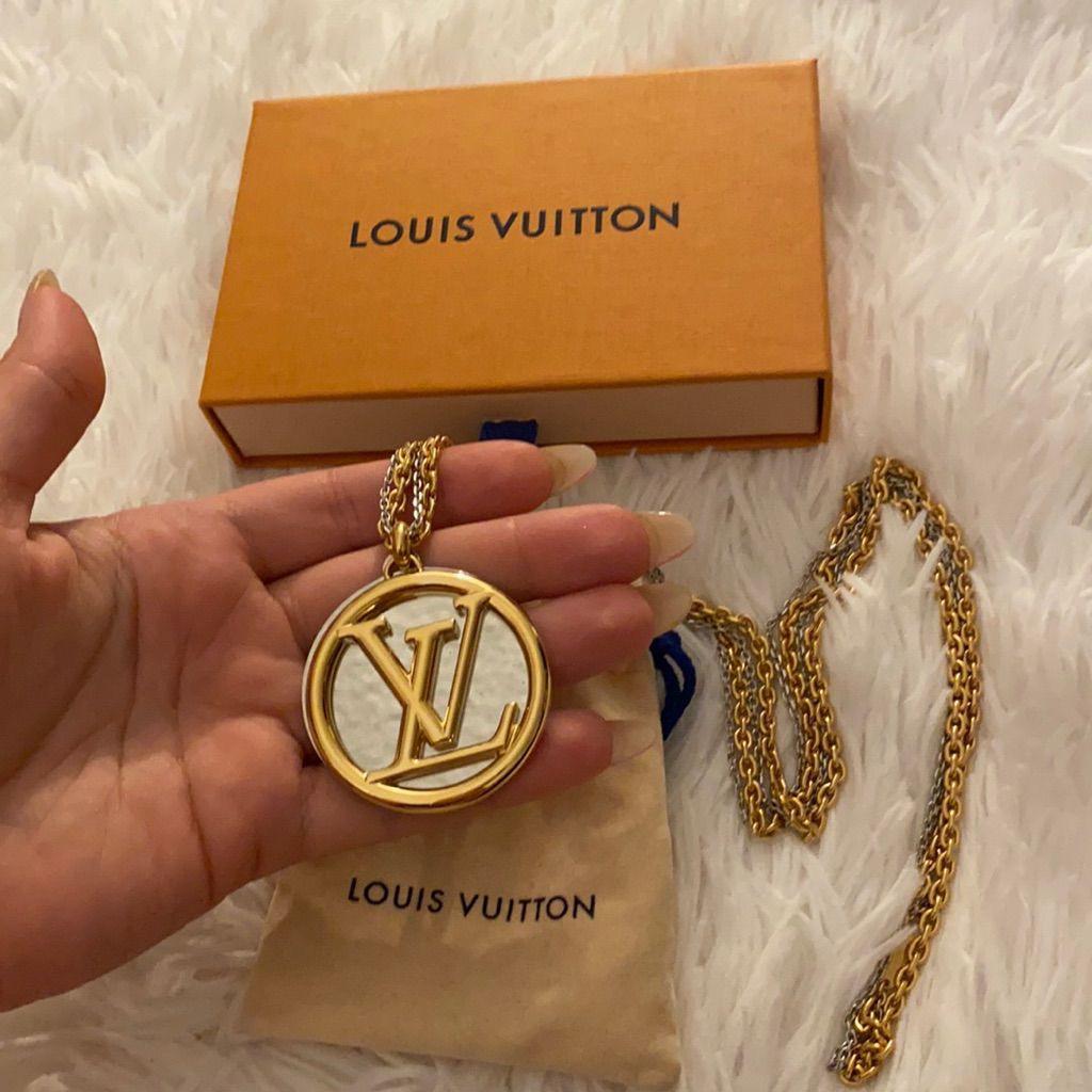 LV. Necklace