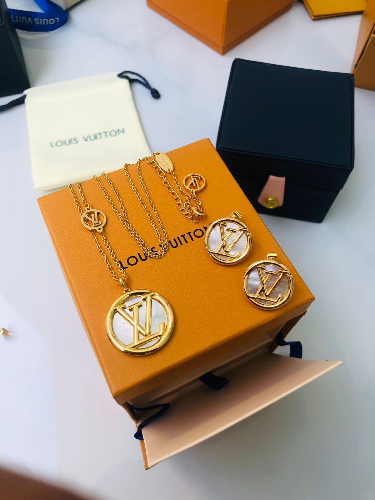 LV. 2 pcs set