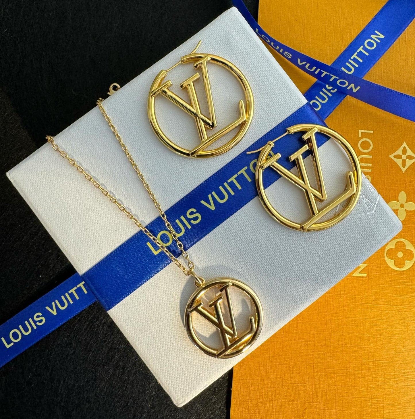 LV. 2 pcs set