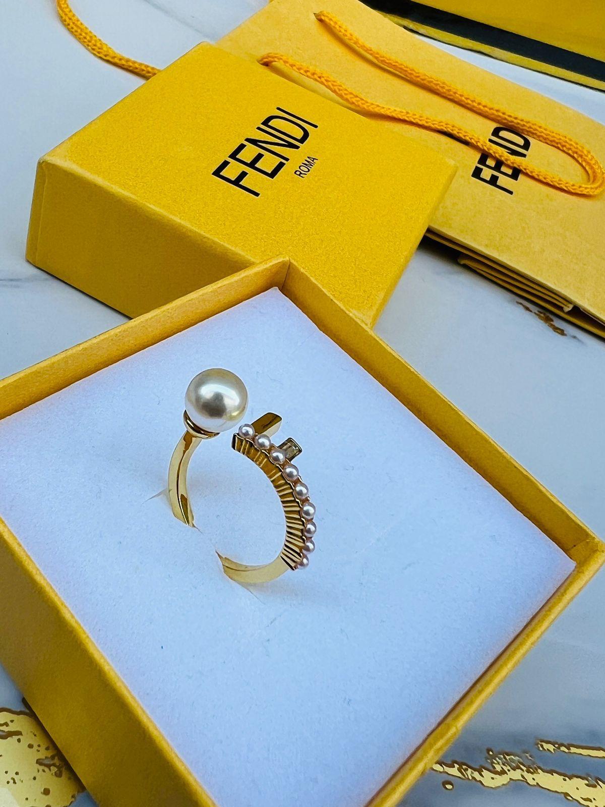 Fe. Ring