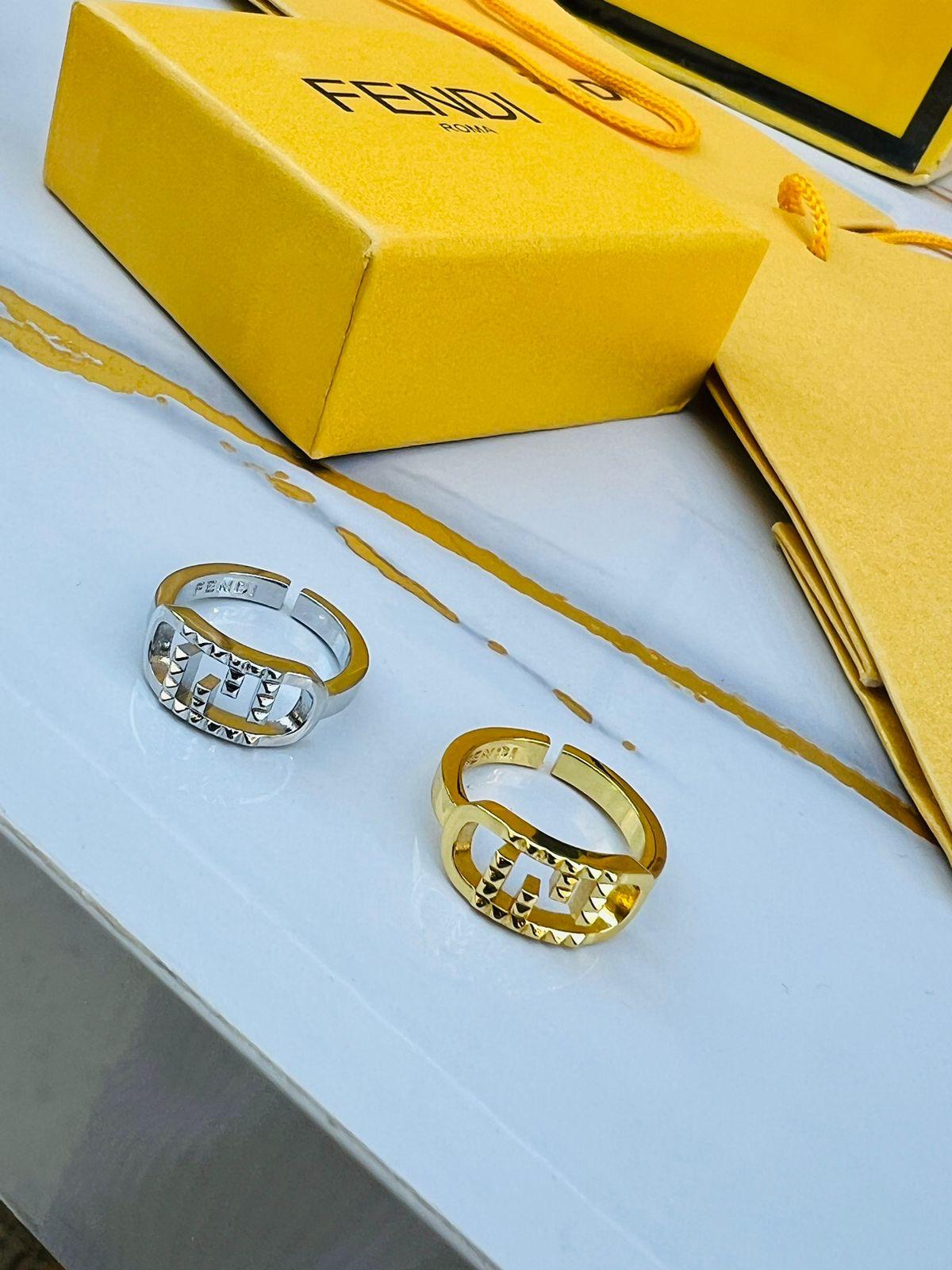 Fe. Ring