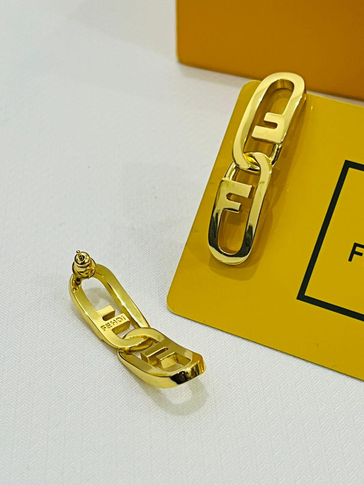 Fe. Earring