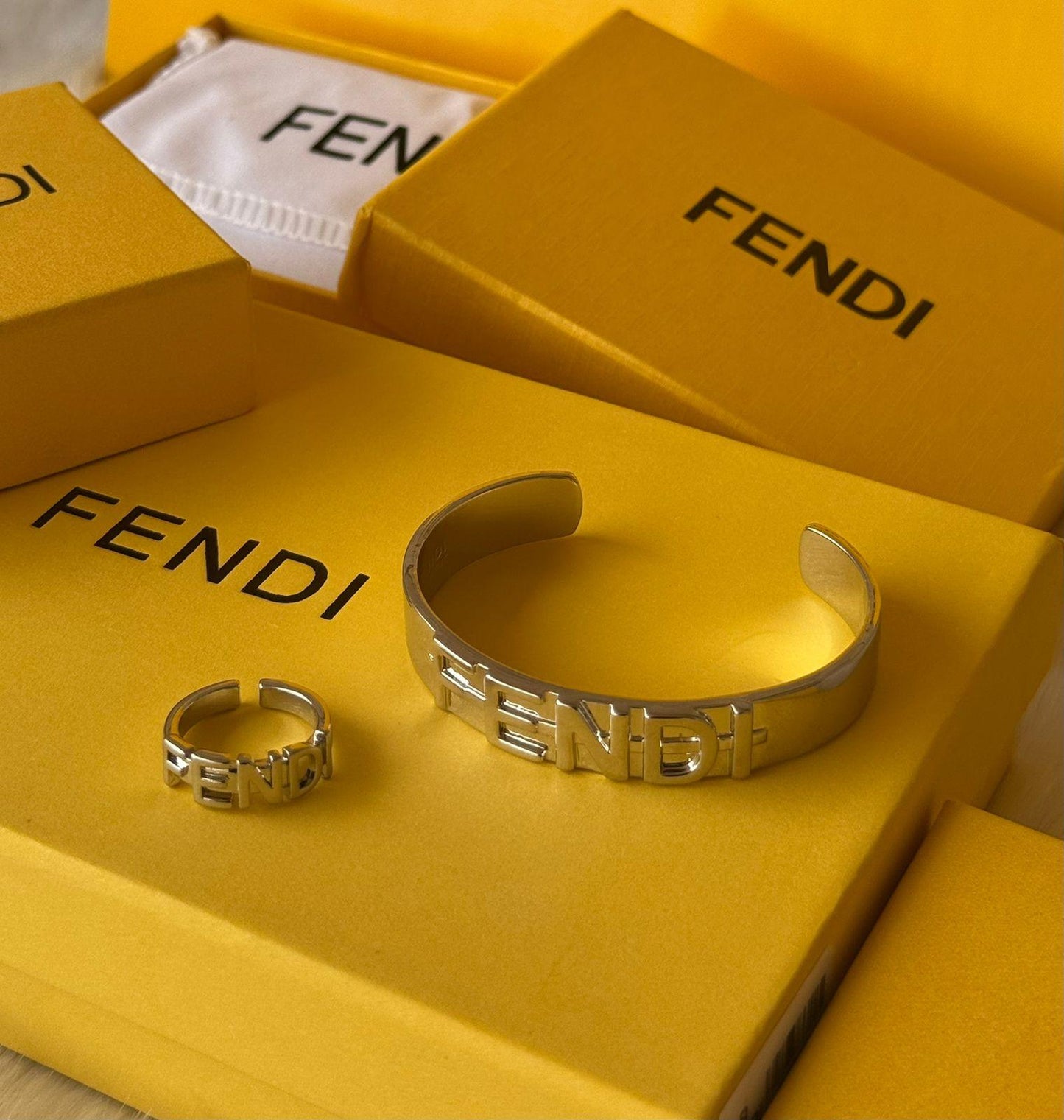 Fe.2 pcs set