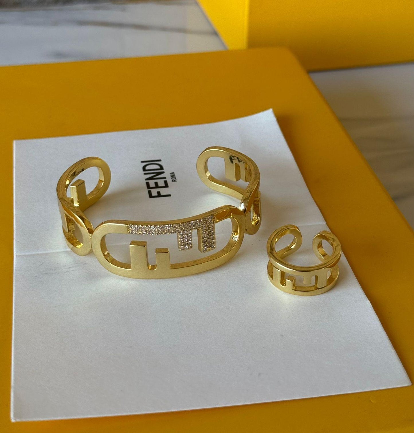 Fe.2 pcs set