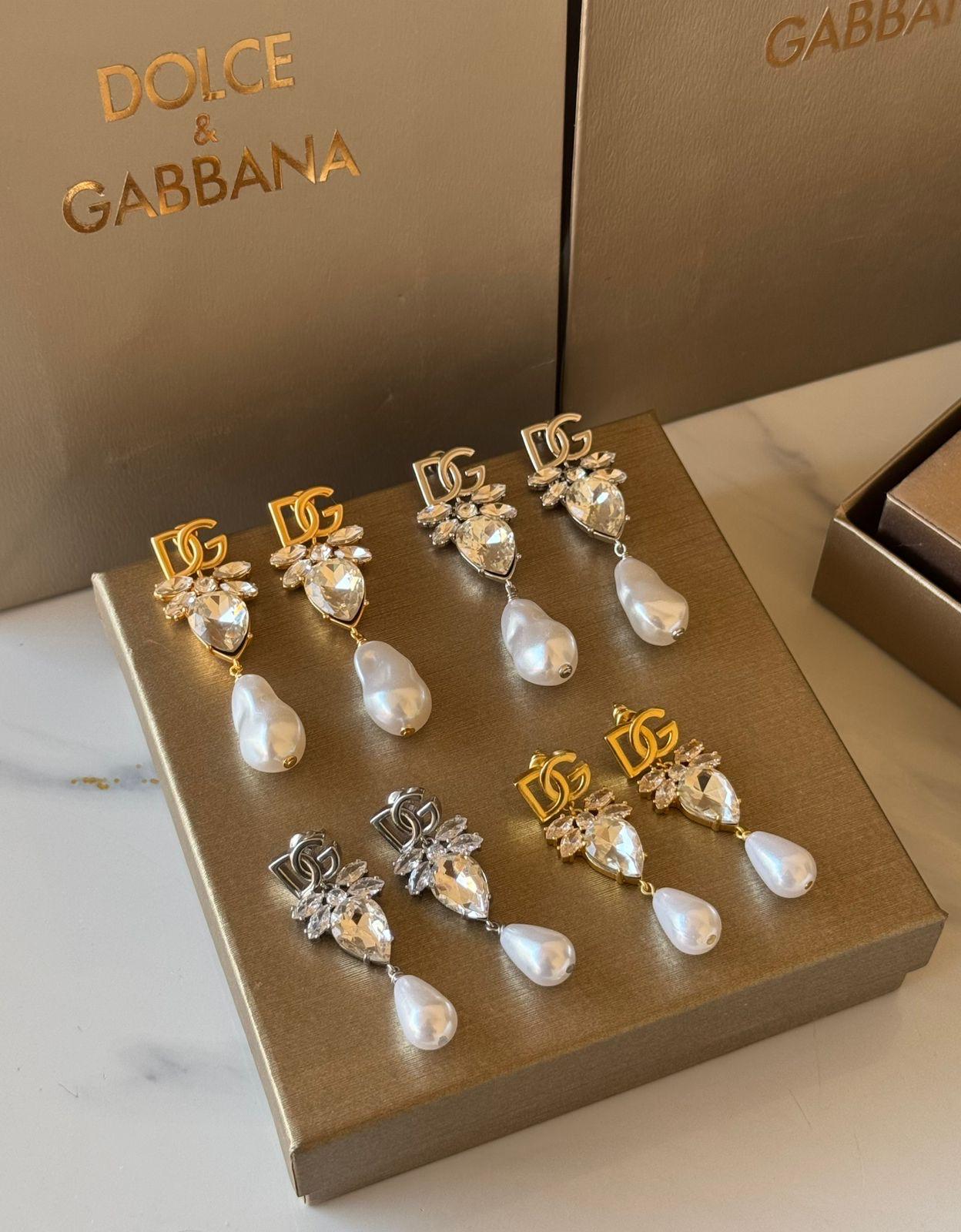 D&G earring