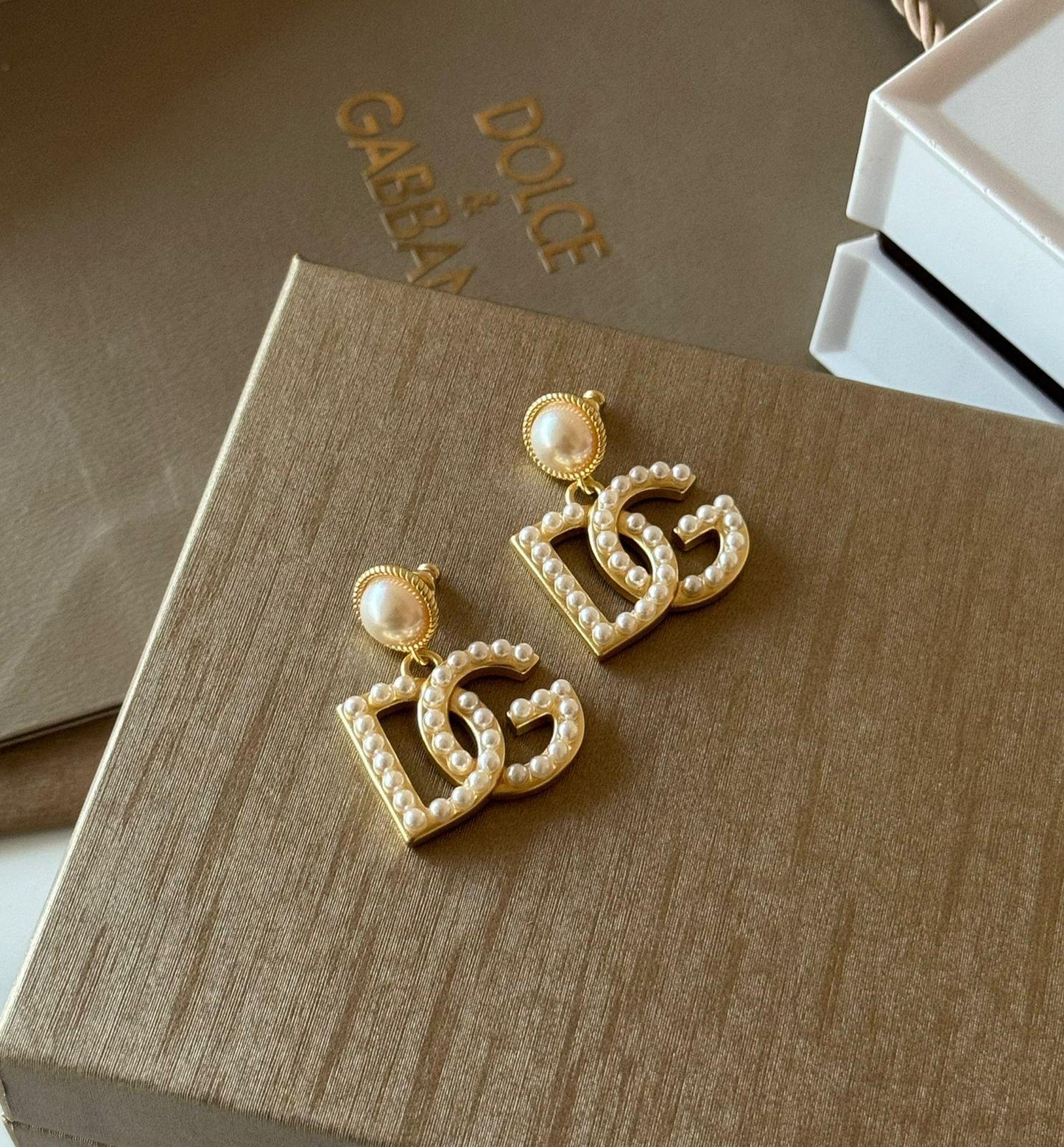 D&G earring