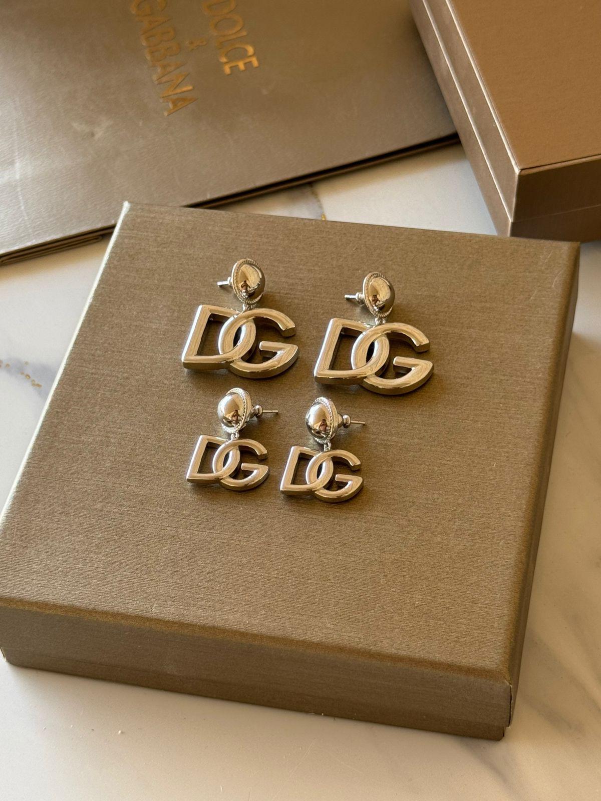 D&G earring