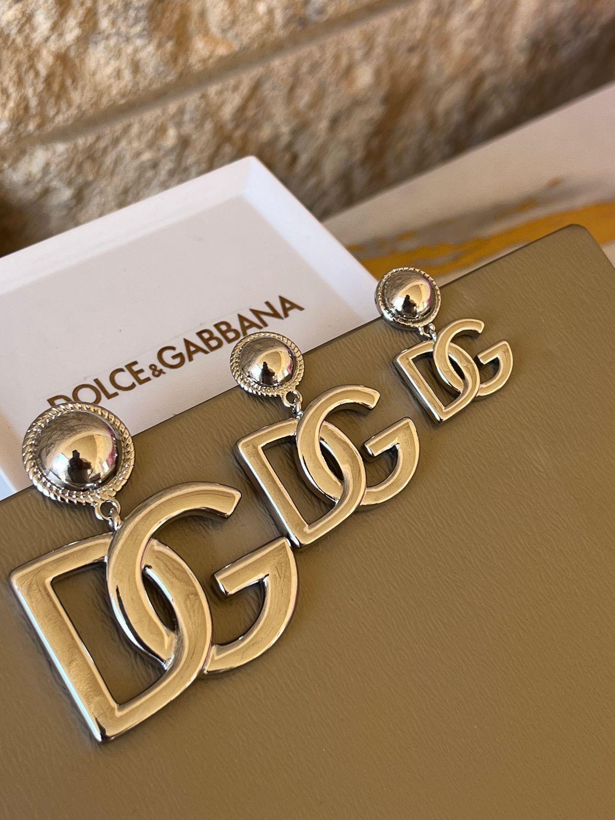 D&G earring