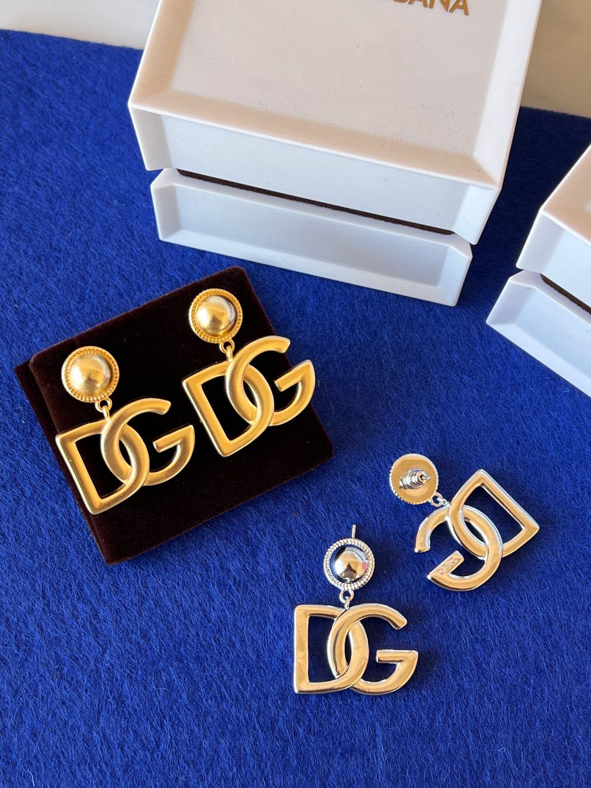 D&G earring