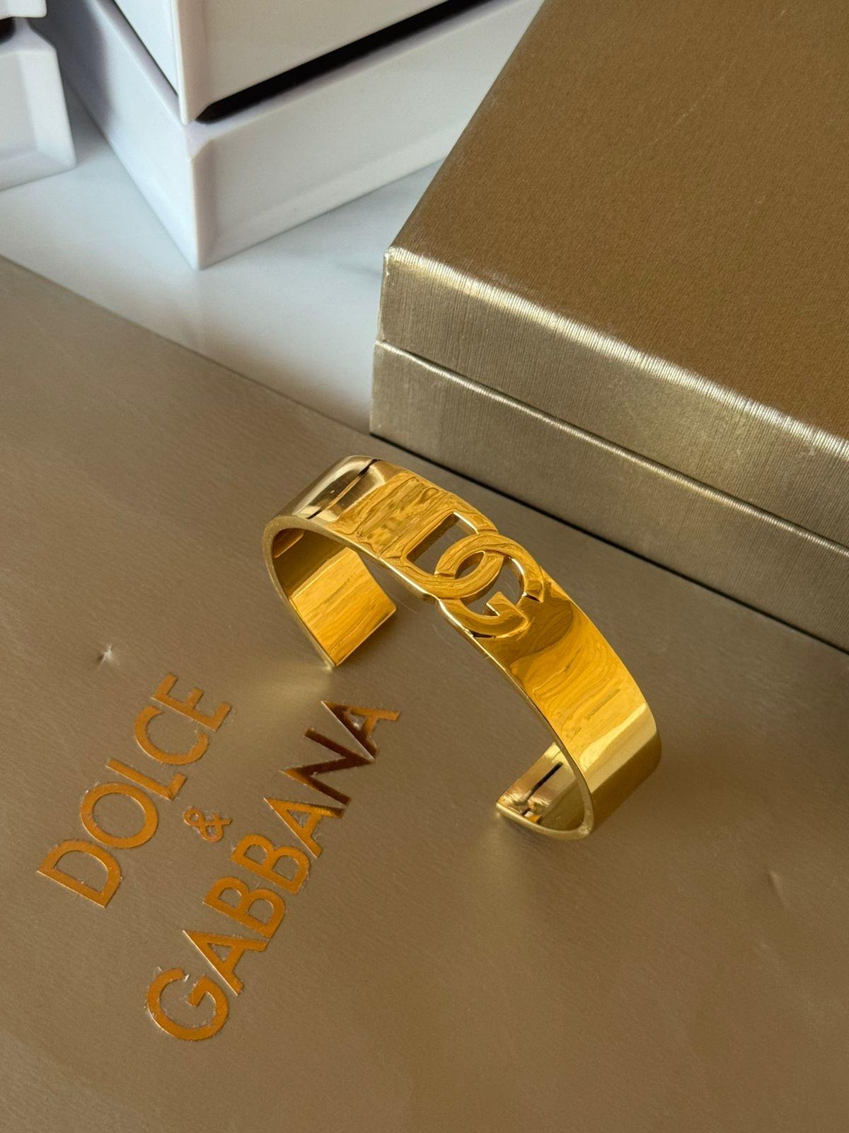 D&G bracelet