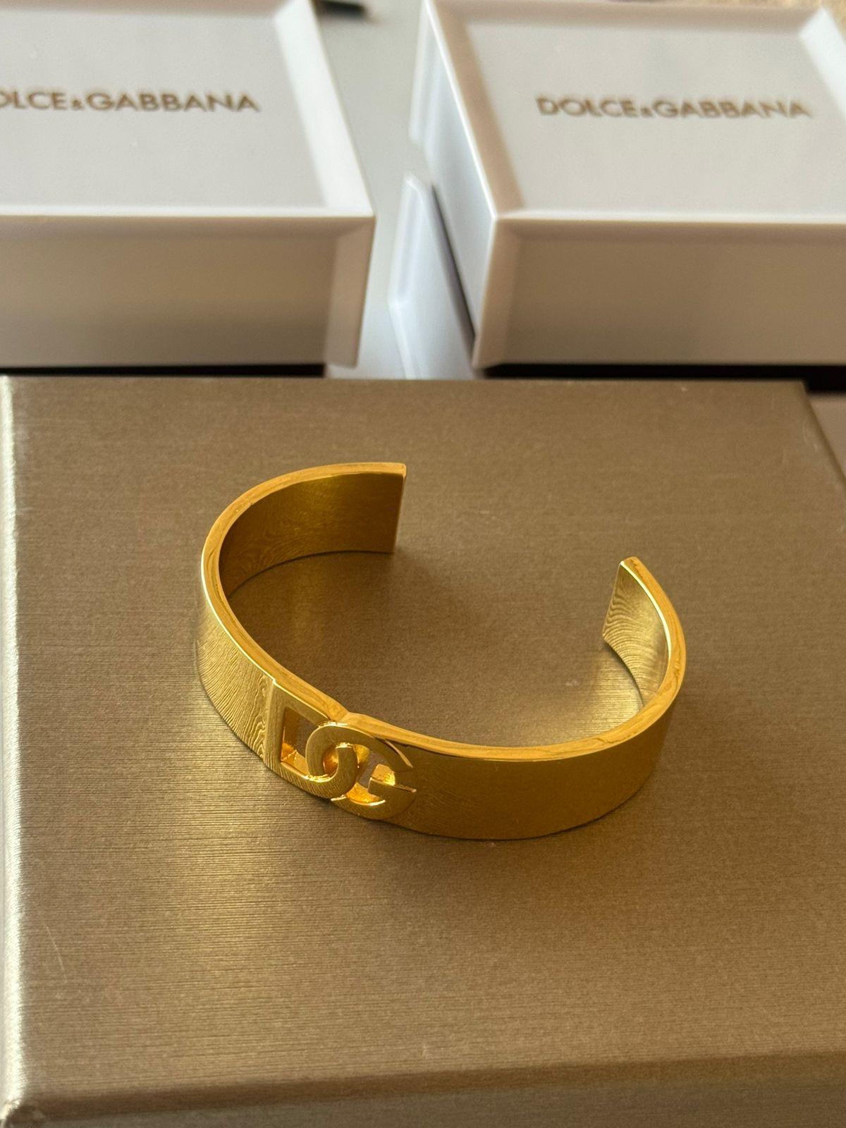 D&G bracelet