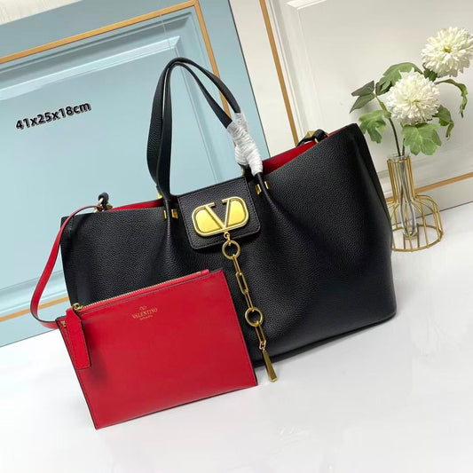 Va. Garavani bag